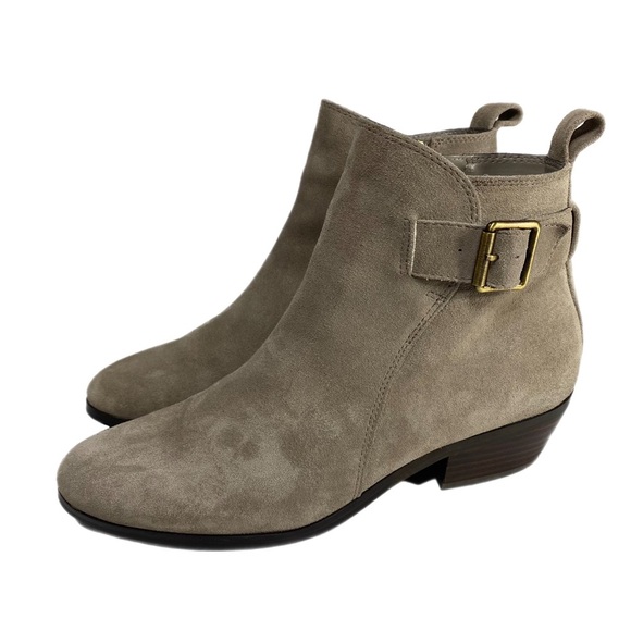 Blondo Saddie Waterproof Taupe Mushroom Suede Booties - Picture 1 of 9